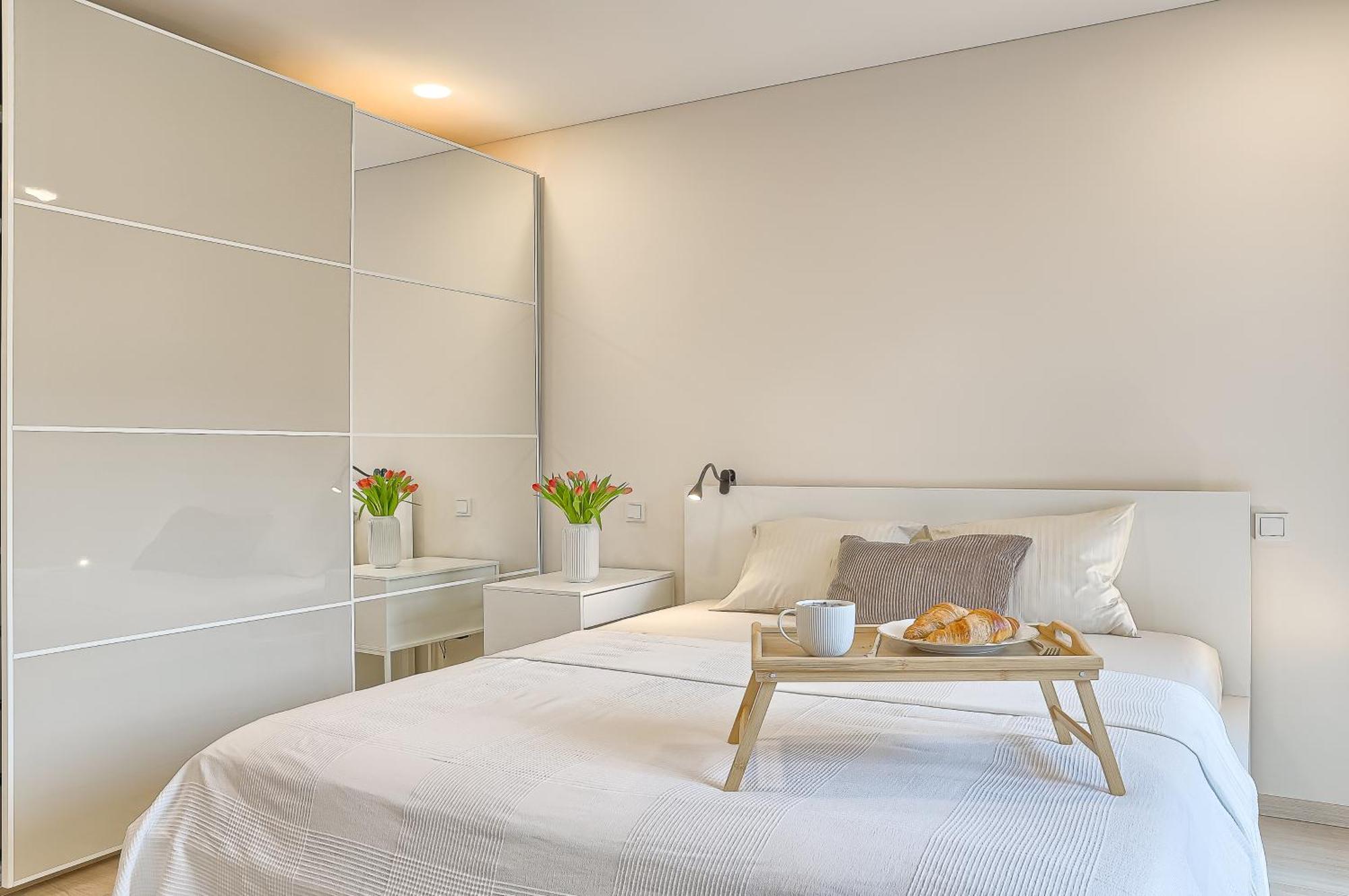 Apartment Business-class 2 X Free Parking X Self Check In 24x7